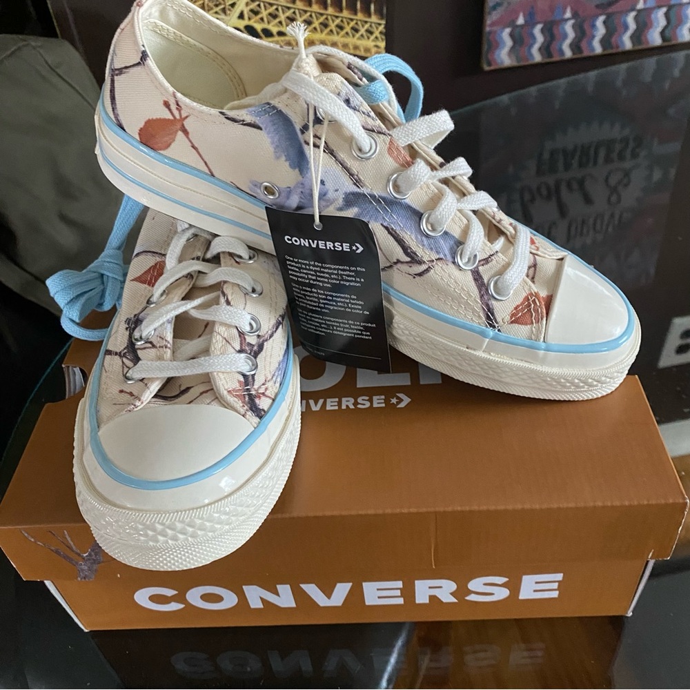 Converse Chuck 70 Low Top Sneakers